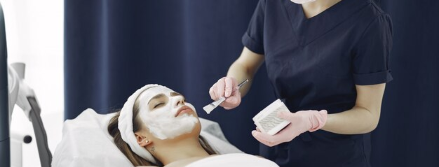 Is Your Salon Facial Damaging Your Skin? When to Choose a Dermatology Clinic